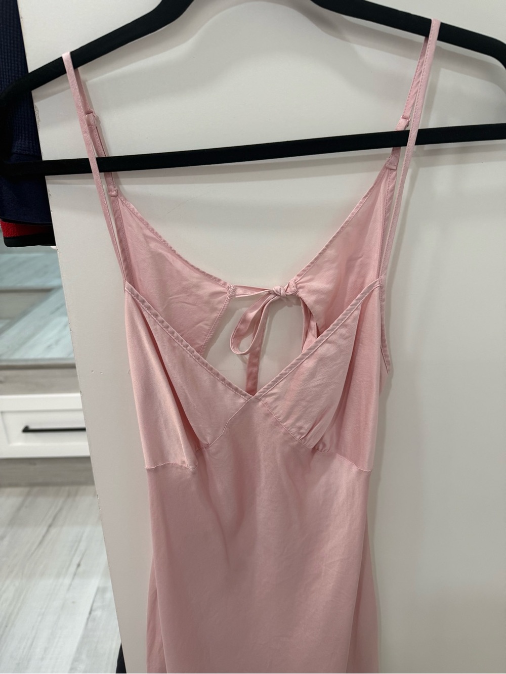 Victoria’s Secret 100% Silk Pink Slip Dress Open Back Chemise Size Small - Picture 4 of 7